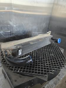 Liebherr Ladeluftkühler